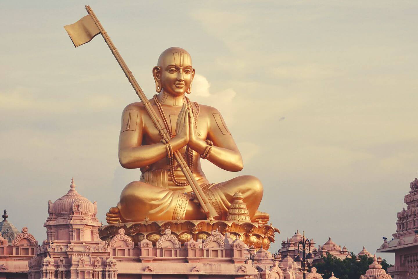 statue-of-equality-ramanuja-statue-hyderabad-tourism-attraction